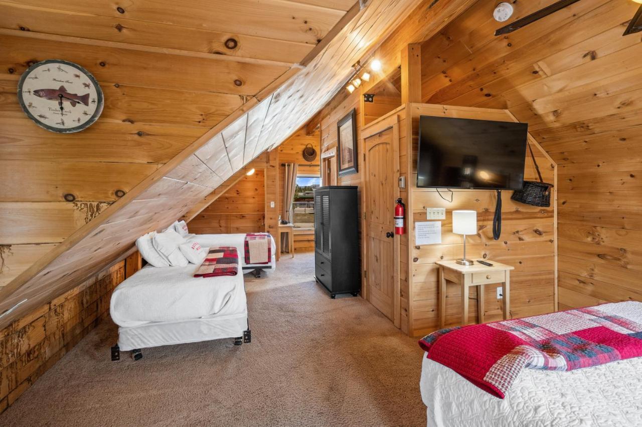 The Bucking Moose Hotel West Yellowstone Ngoại thất bức ảnh