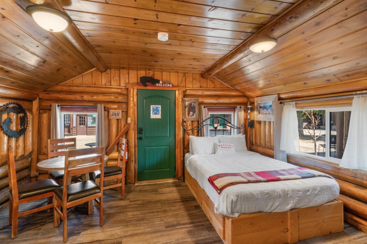 The Bucking Moose Hotel West Yellowstone Ngoại thất bức ảnh